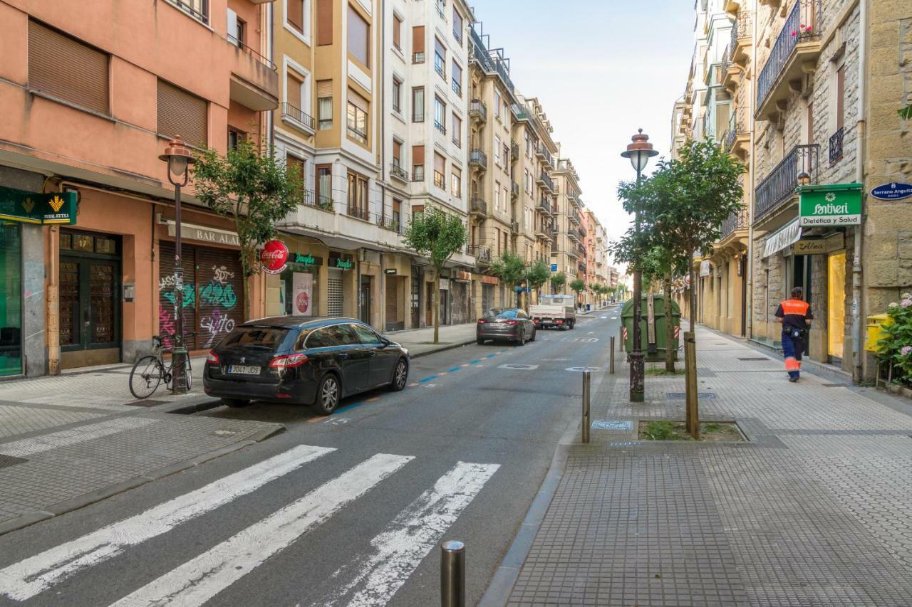 Always Easy I Chillida Apartment San Sebastian Luaran gambar